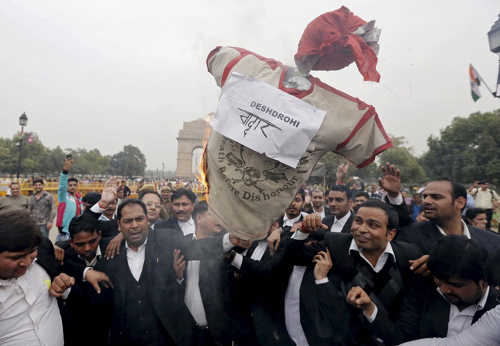 Lawyers protesting against those supporting Kanhaiya Kumar. Photo: UNI