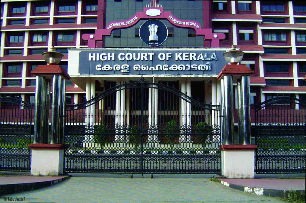 A Palakkad woman, Badrunissa, changed the contents of a Kerala High Court order in a property dispute