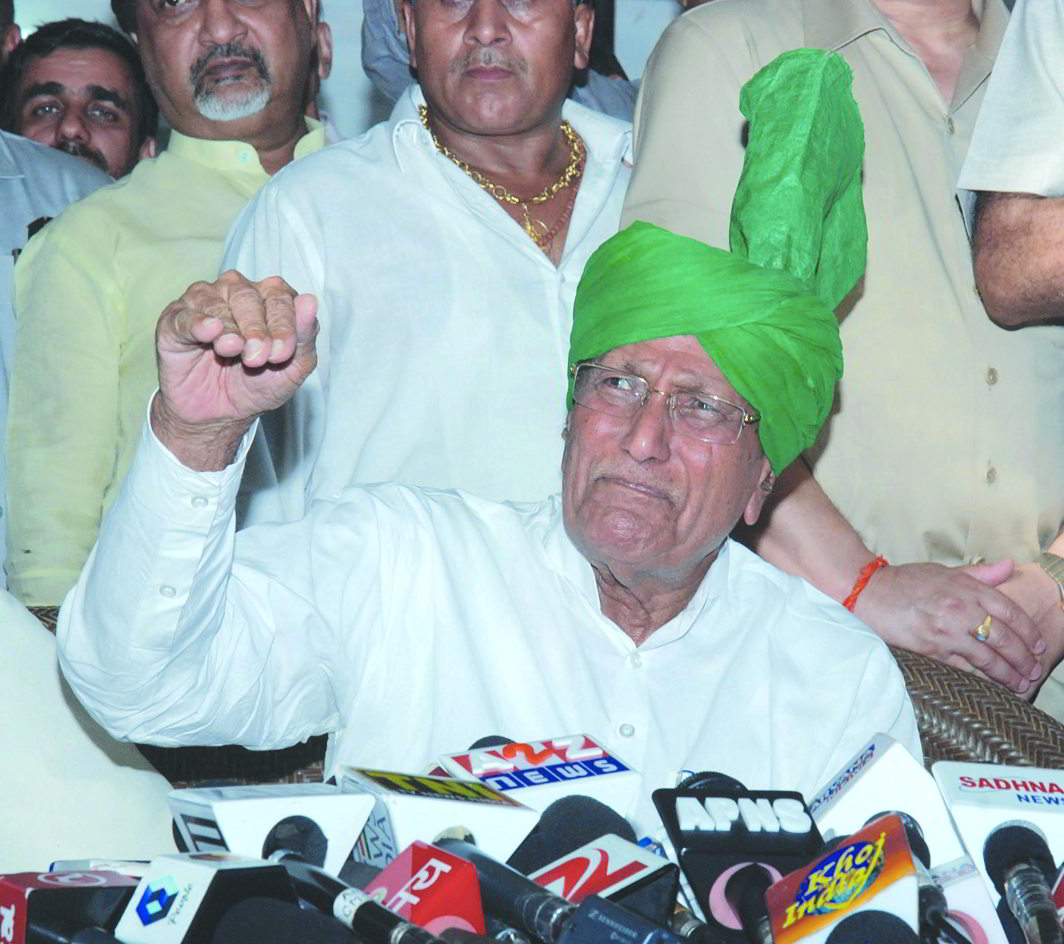 Indian National Lok Dal chief Om Prakash Chautala is in jail for his involvement in the teachers' recruitment scam