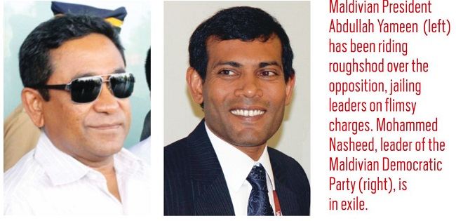 Maldivian President Abdullah Yameen(left) and Mohammed Nasheed leader of Maldivian Democratic Party (right).