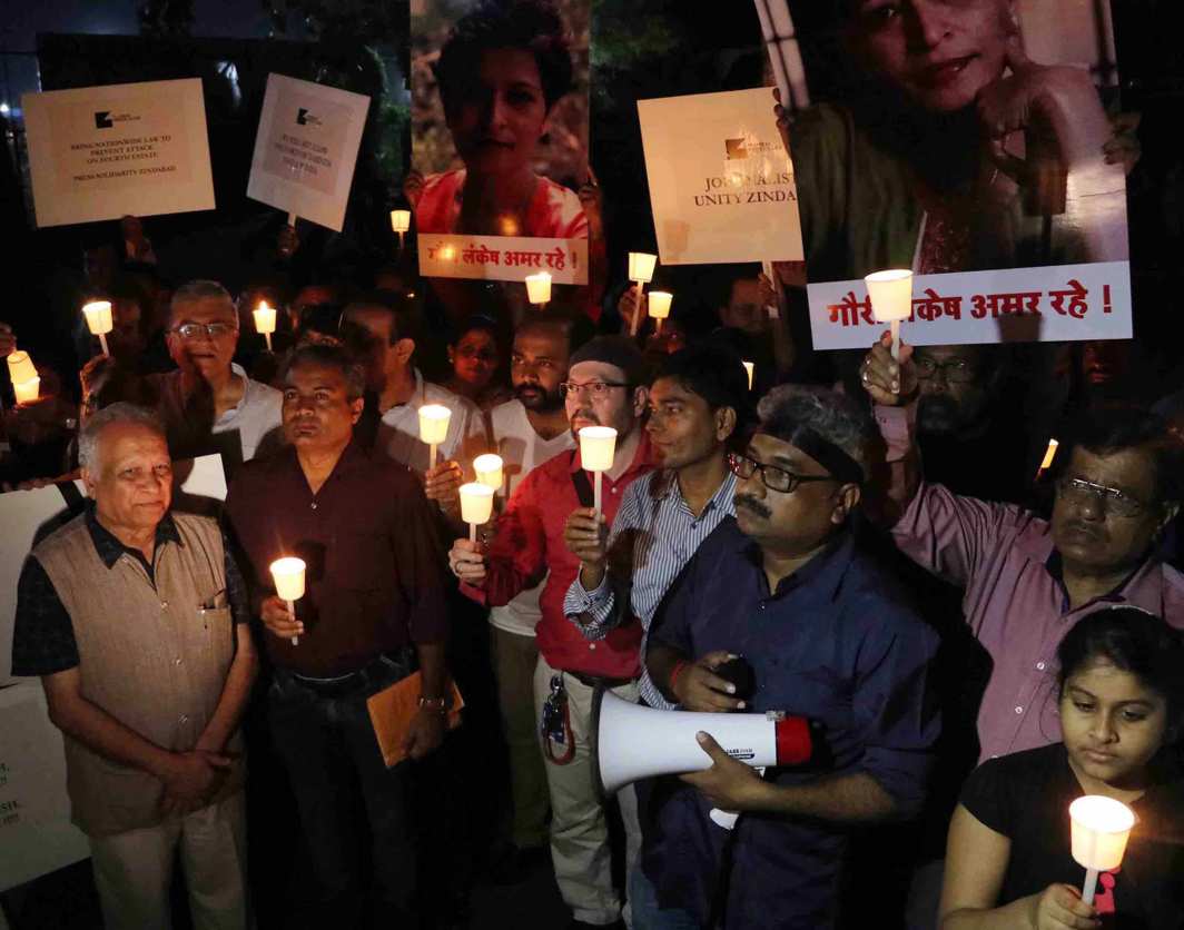 ALL NIGHT LONG: Journalists, too, pay tributes in Mumbai to Lankesh, UNI