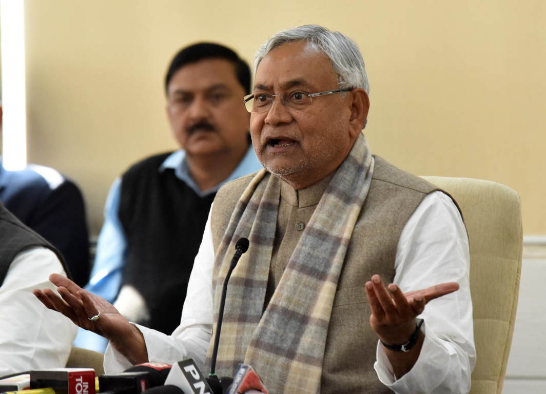 THE INDIGNANT CM: Bihar Chief Minister Nitish Kumar addresses a press conference in Patna, UNI