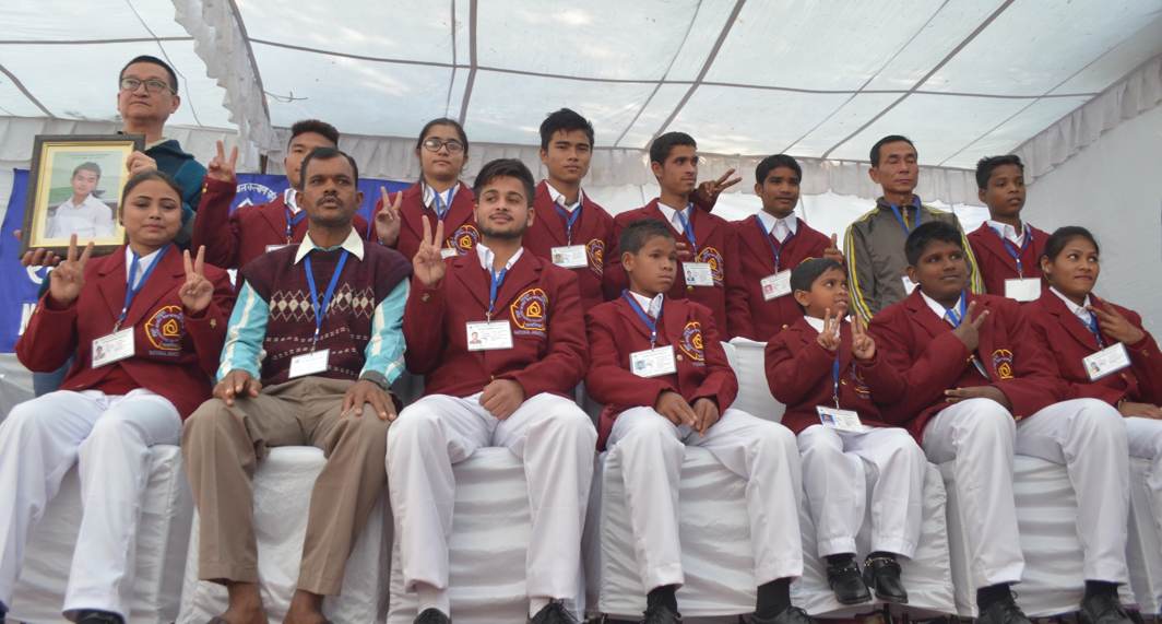 DAY IN THE SUN: National Bravery Awards winning children at a press preview in New Delhi, UNI