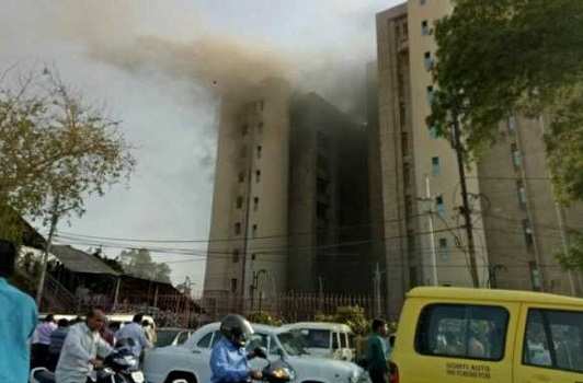 Lucknow secretariat fire in Bapu Bhavan - 1